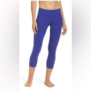 Zella Live In Keep it Cool Cropped Leggings - blue, size medium